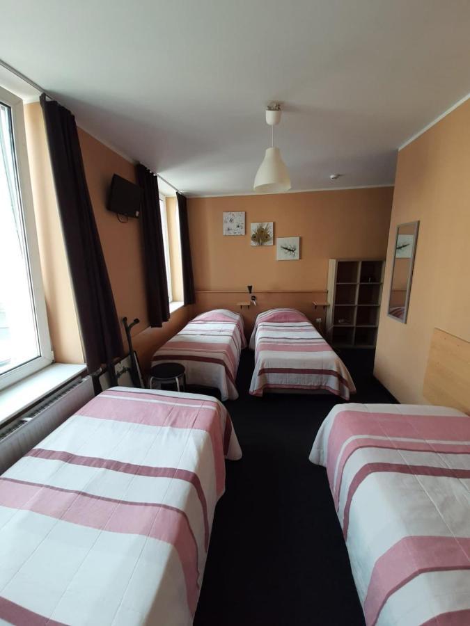 Hotel Melissa Peruwelz Bagian luar foto