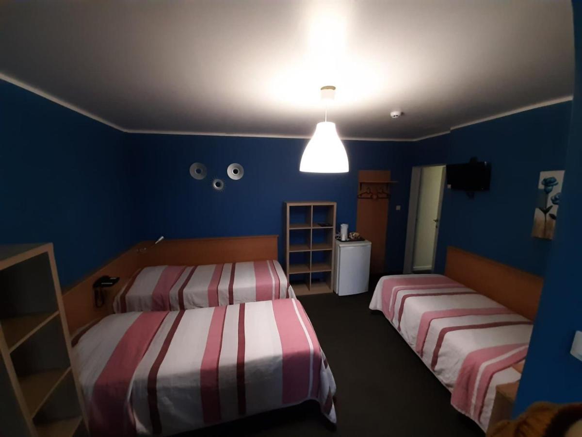 Hotel Melissa Peruwelz Bagian luar foto