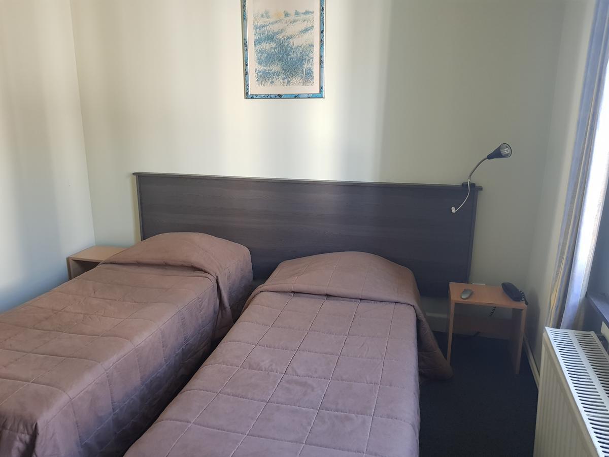 Hotel Melissa Peruwelz Bagian luar foto
