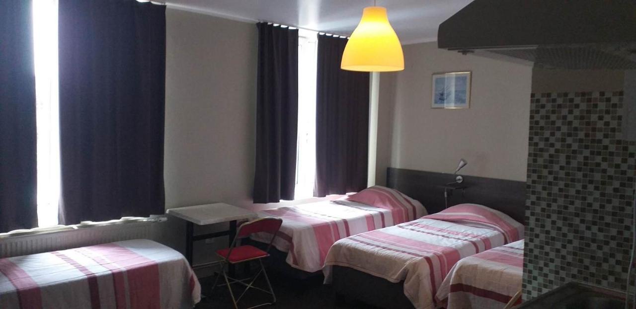 Hotel Melissa Peruwelz Bagian luar foto
